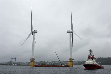 Worlds First Floating Wind Farm Begins Operating In Scotland