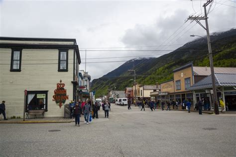 A Historic Gold Rush Town : Exploring Skagway, Alaska