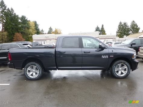 2018 Maximum Steel Metallic Ram 1500 Sport Crew Cab 4x4 123718366 Photo 6 Car