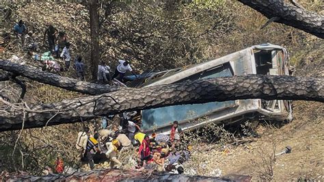 Jammu and Kashmir’s Akhnoor bus accident: 21 killed, more than 40 hurt ...