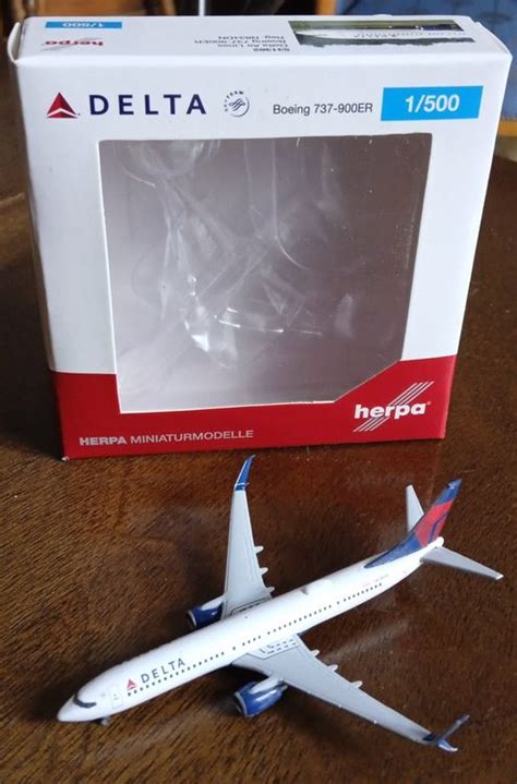 Flugzeugmodell Herpa 1 500 B737 900ER Delta Kaufen Auf Ricardo