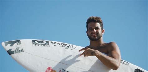 Campe O De Surfe Talo Ferreira Ganha Programa No Canal Off