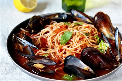 Haz Espaguetis Con Mejillones Comedera Recetas Tips Y Consejos