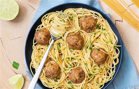 Spaghetti Lustucru Aux Boulettes De Thon Et Aromates A Vos Assiettes