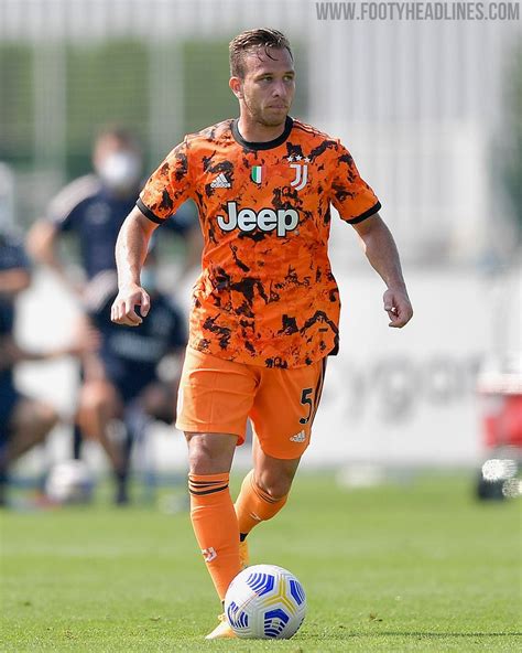 Juventus 3Rd Kit 20/21 / Orange Ronaldo Juventus Kids Adults 20/21 ...