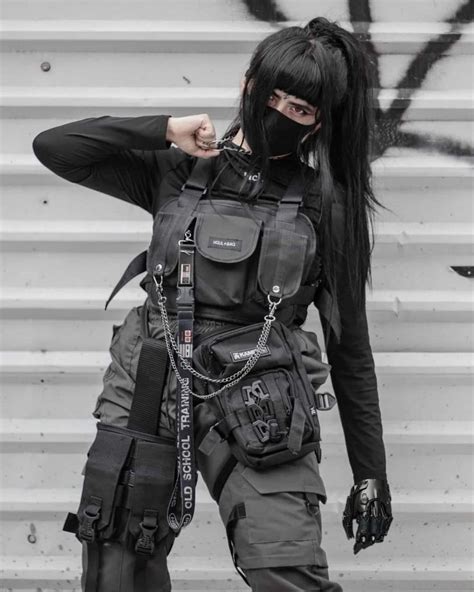 Techwear Style For Women Techwear Techwearwomen Techwear Women