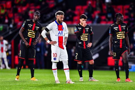 Les Images Du Psg Ce Lundi D Crassage Et Inside Rennes Psg