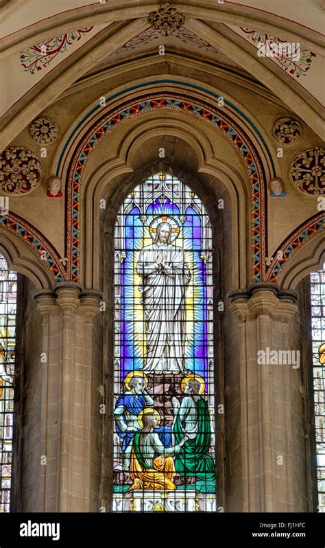 Wells Cathedral stained glass window. Wells, Somerset, England Stock ...