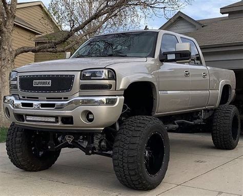 10 Duramax Trucks Dirtymaxtrucks Twitter In 2020 Trucks