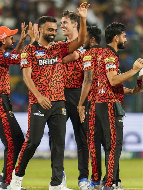 Ipl 2024 रनों के भार तले दबी विराट कोहली की Rcb सनराइजर्स हैदराबाद ने रचा इतिहास Lalluram