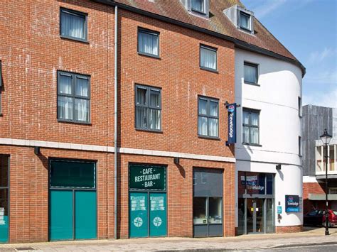 Travelodge Chichester Central | Chichester 2020 UPDATED DEALS £151, HD ...