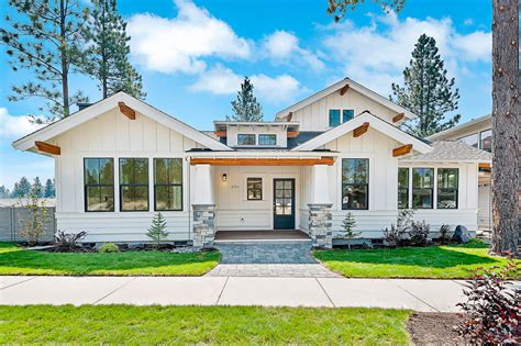 Modern Farmhouse - Craftsman - Exterior - Portland - by Townsend Interiors