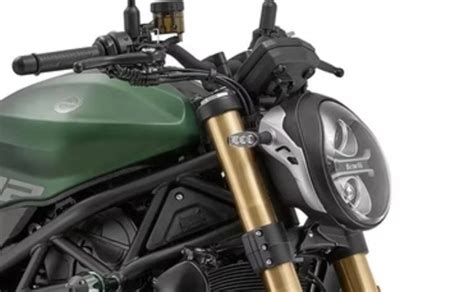 Benelli lanzó la S una moto naked con más de CV