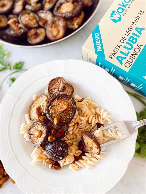 Pasta De Legumbres Proteica Wakas Alubia Y Quinoa Sin Tacc Grs Wakas