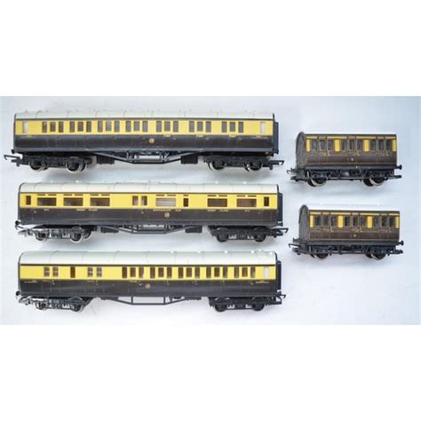 Collection Of Mostly Boxed OO Gauge Railway Wagons And Passenger