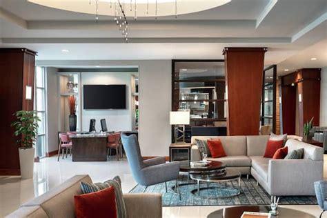 DoubleTree Hotels in Berkeley, CA - Find Hotels - Hilton