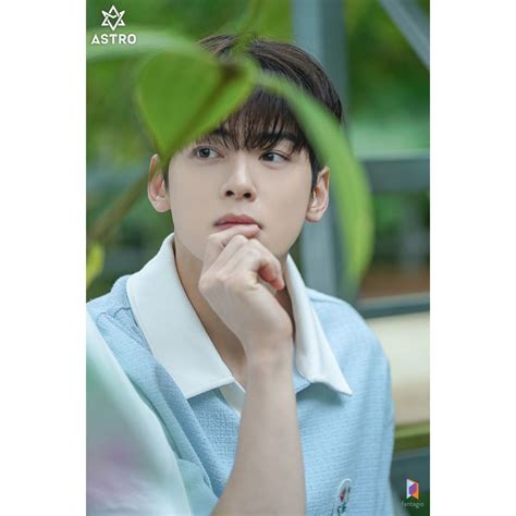 ASTRO 아스트로 ECUADOR on Twitter INSTA 02 04 23 CHAEUNWOO en la