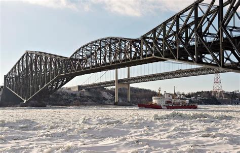 Ottawa ready to pass law forcing CN to restore rusting Quebec Bridge ...