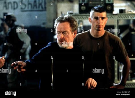 Black Hawk Down Ridley Scott Director Josh Hartnett Date 2001 Stock