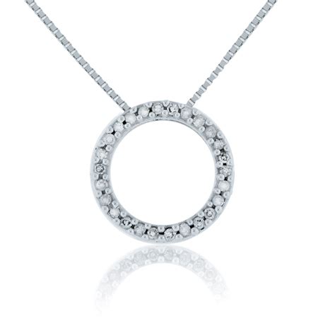 K White Gold Small Circle Diamond Pendant Necklace