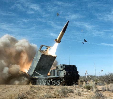 Atacms Missile Precision Guided Extended Range Weapon System For