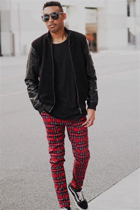 Men Wearing Plaid Pants How To Style Plaid Pants Plaid Pants For Men