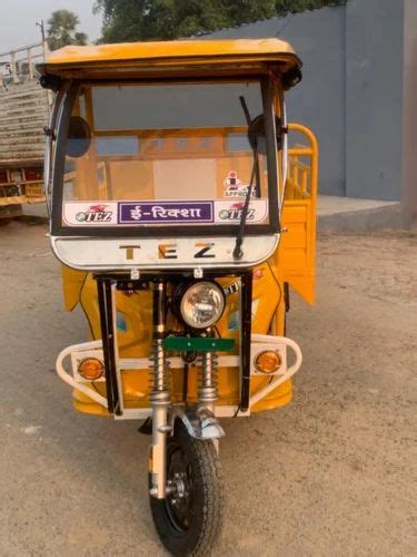 Yellow Tez E Rickshaw Loader Vehicle Capacity 1 Seater At Rs 150000