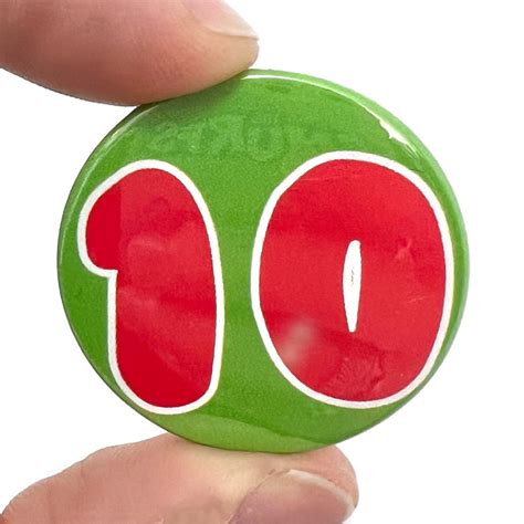 Number 10 Button Pin Badge Bite Your Granny