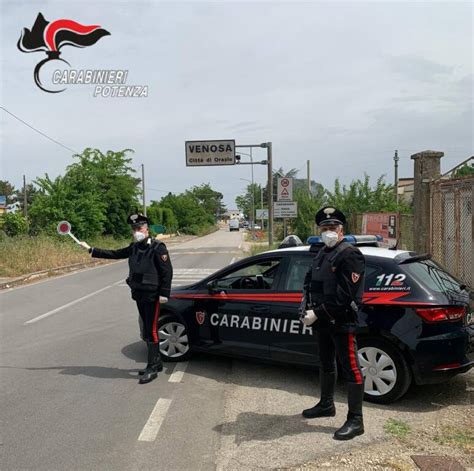 Rubano Auto E Un Furgone Inseguiti Dai Carabinieri Di Venosa