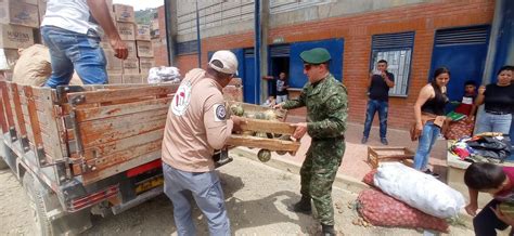 Familias Vulnerables De Argelia Cauca Recibieron Cuatro Toneladas De