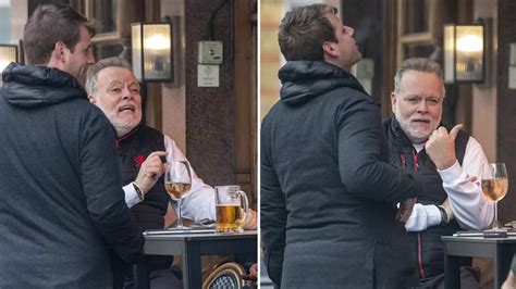 Kate Middletons Uncle Gary Goldsmith Spotted At Pub Drinking With