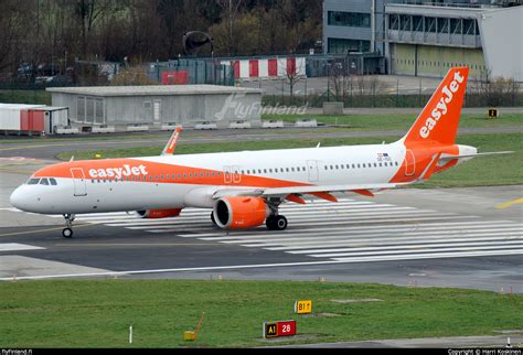 OE ISC Airbus A321 251NX EasyJet Europe 16 01 2023 FlyFinland Fi