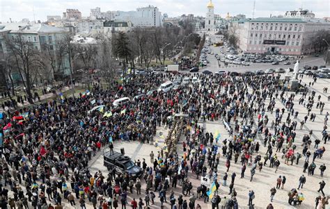 Anti Russian Protests Erupt In Ukraine Despite Virus Threat The New York Times