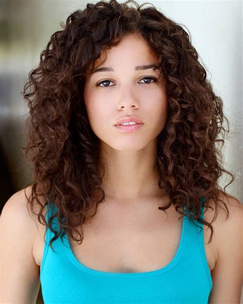 Pictures of Alisha Wainwright