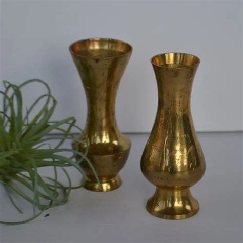 Handcrafted Engraved Handicraft Brass Flower Vase Size Medium At Rs