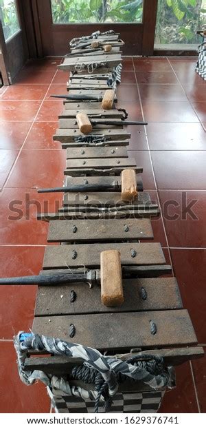 mucik   royalty  licensable stock  shutterstock