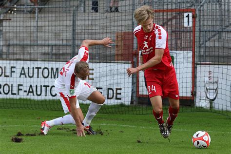 Rot Weiss Ahlen Rot Weiss Essen Fußball Regionalliga Wes Flickr