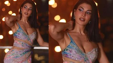 Jacqueline Fernandez Flaunts Her Cleavage In Multi Coloured Gown At