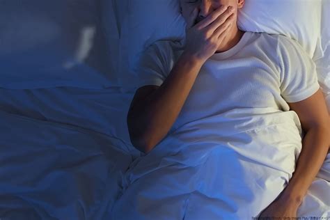 「睡眠中、目が覚めて眠れない」対処法に愕然 誰もがやりがちな”ng行動”も Sirabee