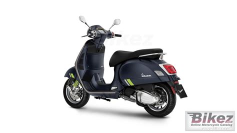 Vespa Gts Supertech 300 Poster