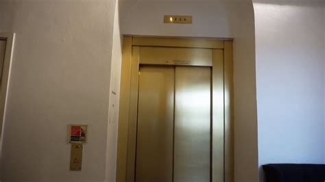 Original Thyssen Traction Elevator Hotel Scandic Ambassadeur