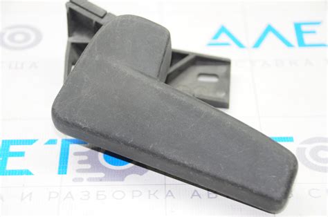 Ручка открывания замка капота салонная VW Jetta 19- черная, затертая ...