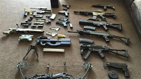 Deadly Stash Of Guns Drugs Seized By Firearms Squad Officers In