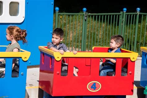 LEGOLAND for Toddlers: Guide to Rides, Activities + Hotels (2022)