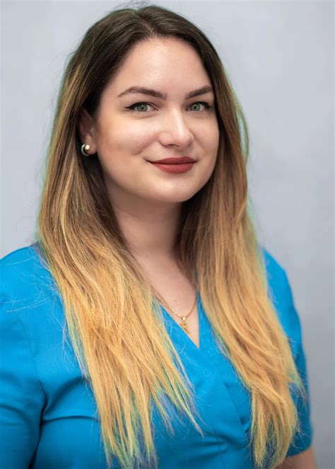 Dr Raluca Coroș Clinica Excedent