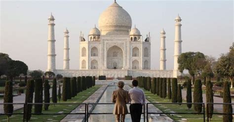 Taj Mahal Is Turning Brown And Green And Here Is How It Can Be Fixed