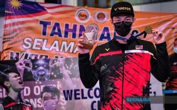 BERNAMA ZII JIA TERIMA INSENTIF RM25 000 DARIPADA KERAJAAN KEDAH