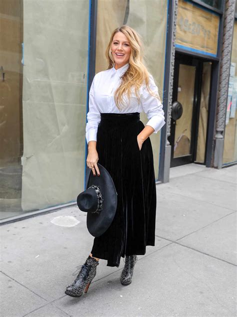 Blake Lively S Best Street Style Fashion Ever