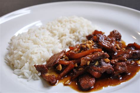 Sauté De Porc Au Caramel à La Vietnamienne