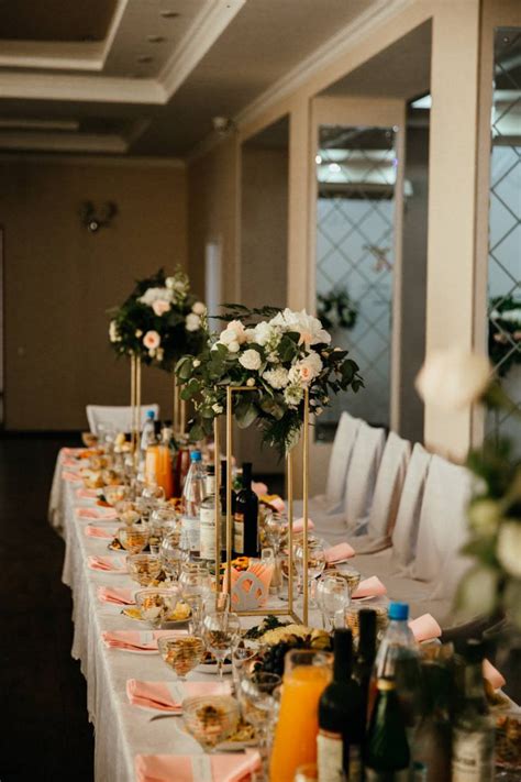 Стойки на гостевые столы купить в Екатеринбурге - Свой Цветной